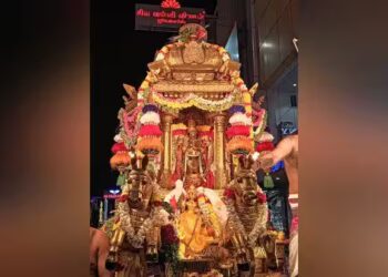 “ஆண்டுக்கு ஒரே முறை வெளிப்படும் தங்கத் தேர்: அதற்கான காரணம் என்ன?”