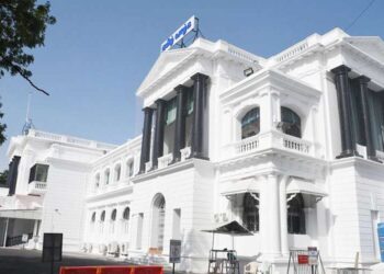 தமிழ்நாட்டில் 11-ம் வகுப்பு பொதுத்தேர்வு இரத்து: அதிகாரப்பூர்வ அறிவிப்பு.