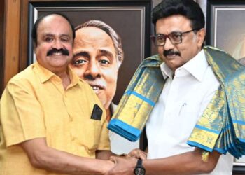 திமுக கூட்டணிக்கு வி. புகழேந்தி அதிரடி ஆதரவு: முதலமைச்சர் மு.க. ஸ்டாலினுடன் நேரில் சந்திப்பு!