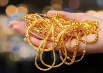 தங்கம் விலையில் அதிரடி சரிவு: சவரனுக்கு ரூ.400 குறைந்தது! நகைப்பிரியர்களுக்கு இன்று இரட்டிப்பு மகிழ்ச்சி!