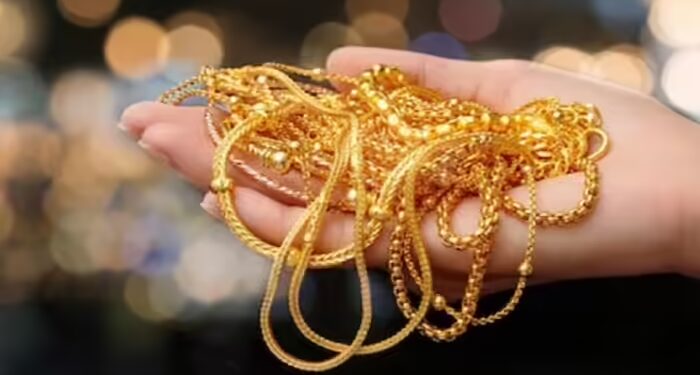 தங்கம் விலையில் அதிரடி சரிவு: சவரனுக்கு ரூ.400 குறைந்தது! நகைப்பிரியர்களுக்கு இன்று இரட்டிப்பு மகிழ்ச்சி!