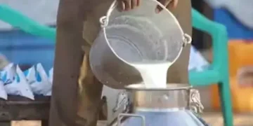 பால் கலப்படத்தால் உயிரிழந்தோர் எண்ணிக்கை 16-ஆக அதிகரிப்பு – பீதியில் பொதுமக்கள்