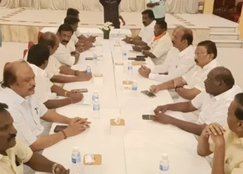 புதுச்சேரியில் இன்றுடன் வேட்புமனு தாக்கல் நிறைவு: இண்டியா கூட்டணியில் தொடரும் இழுபறி